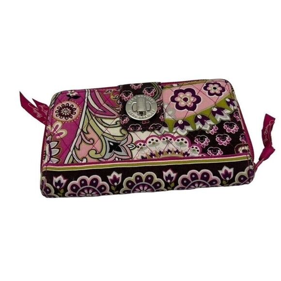 Vera Bradley Pink Paisley Floral Wallet Zip Closure‎ Full Zip ID Slots Organizer - Picture 1 of 12